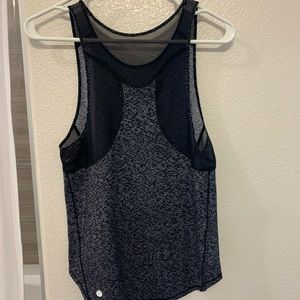Lululemon workout tank